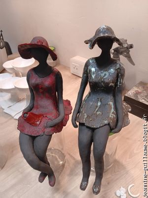 statuettes en gres noir Patricia